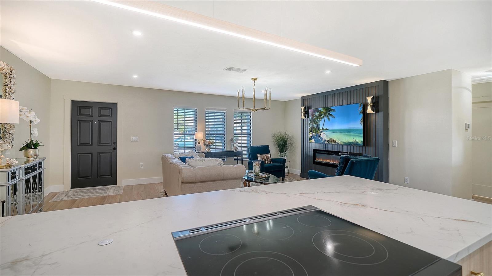 RIVER ISLES - Residential