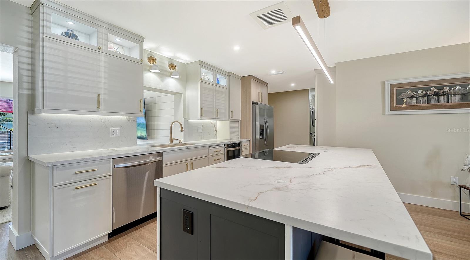 RIVER ISLES - Residential