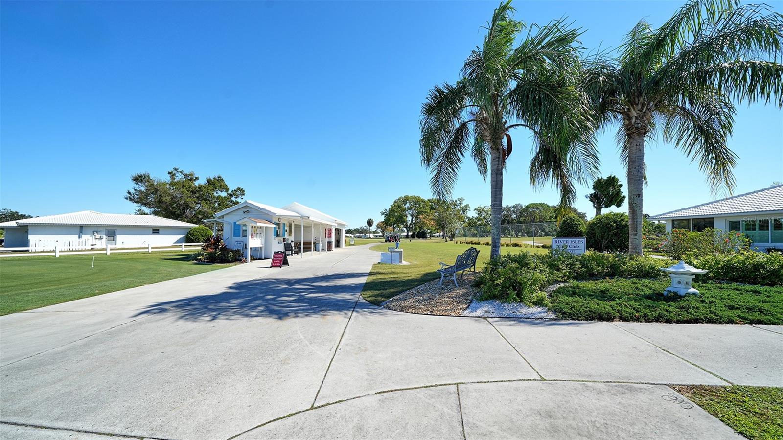 RIVER ISLES - Residential