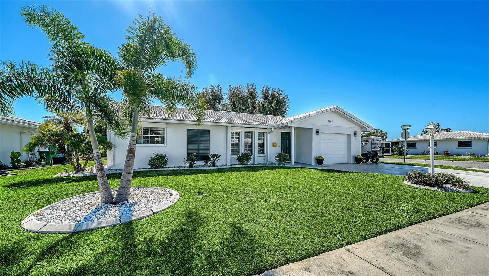 RIVER ISLES - Residential