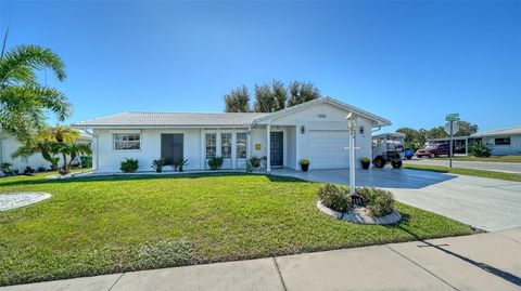 3904 CHINABERRY ROAD BRADENTON FL 34208