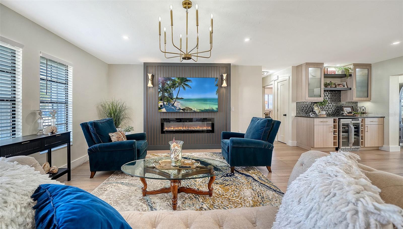 RIVER ISLES - Residential