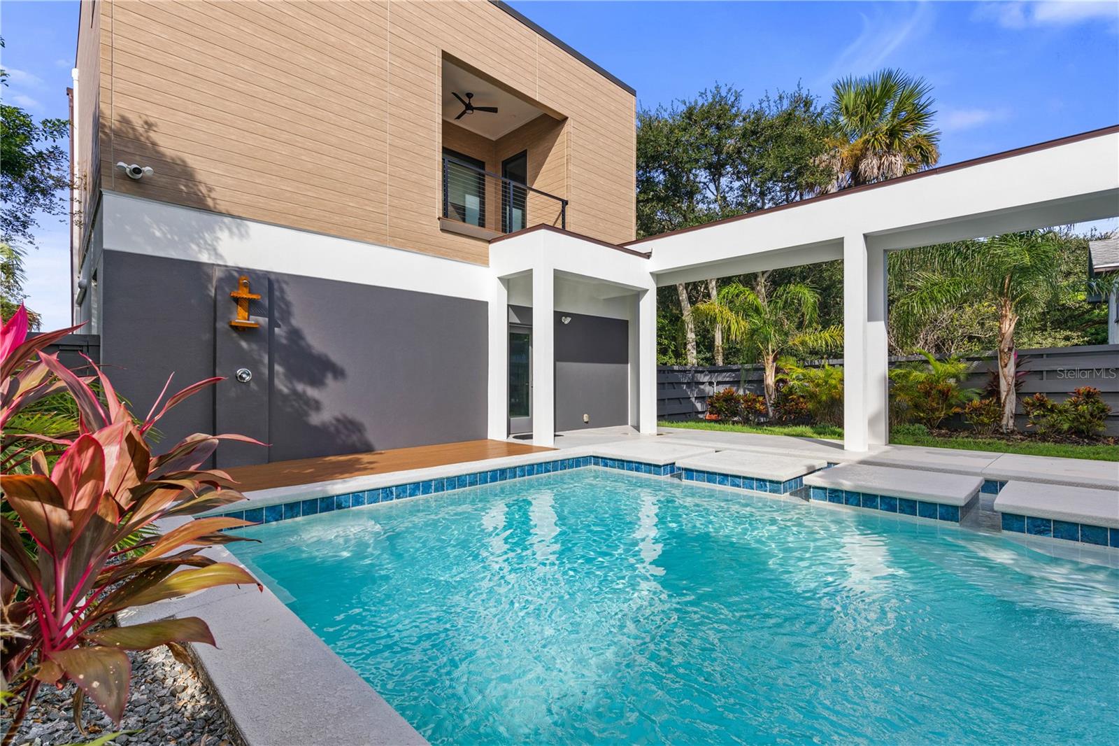 FUQUAY SUB - Residential Lease