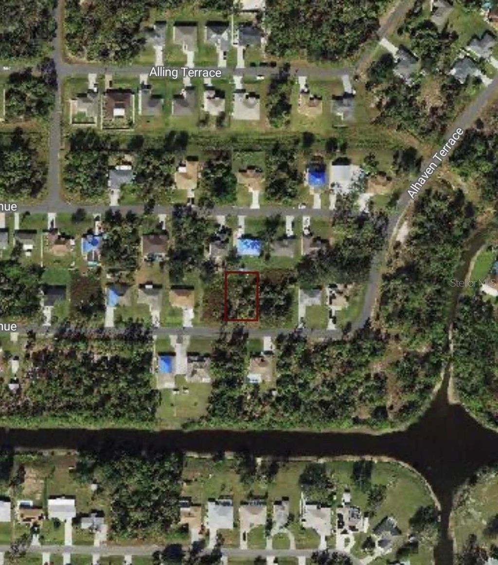 Photo of Traverse Avenue, North Port, FL 34286 (MLS # A4640488)