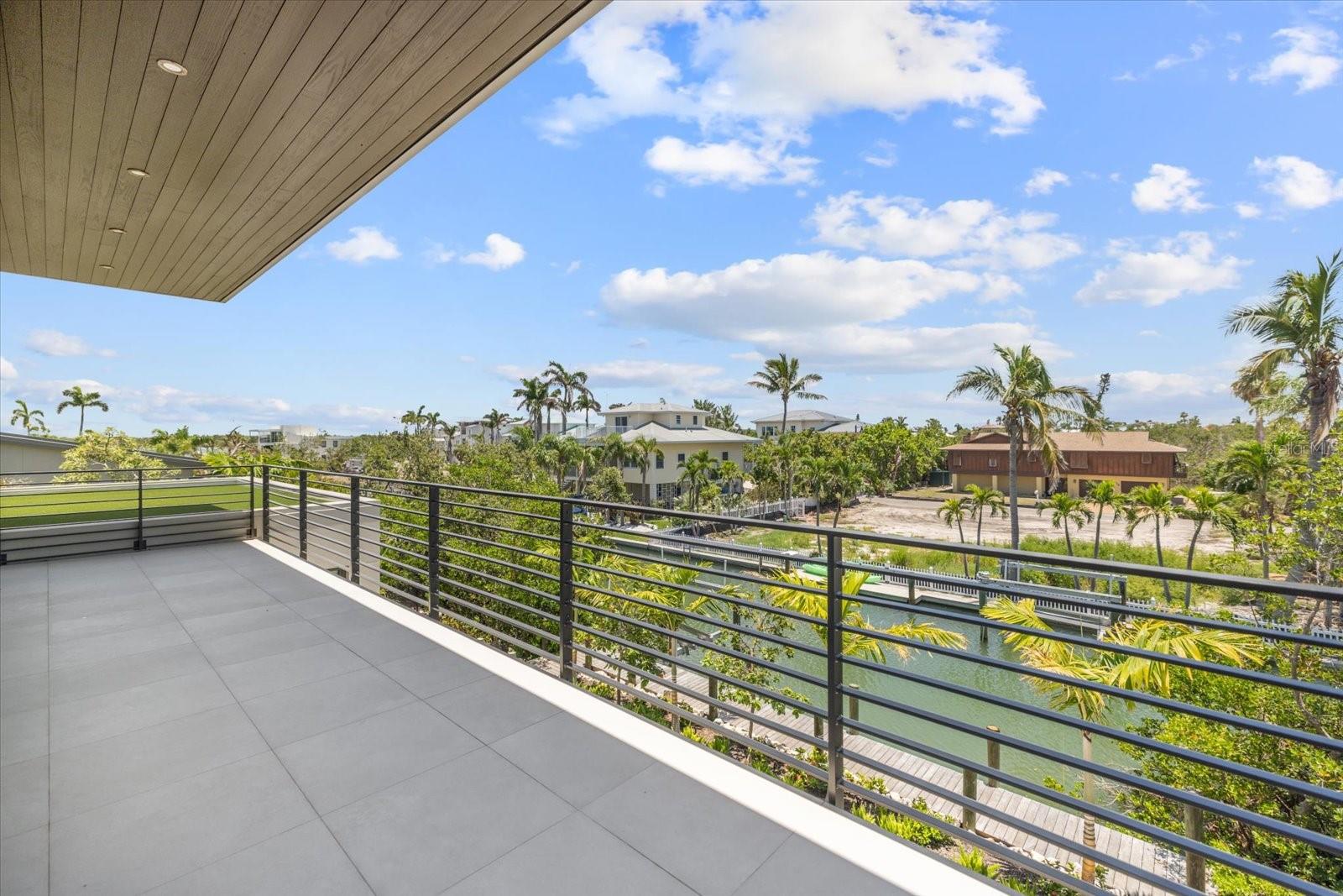 SLEEPY LAGOON PARK - Residential
