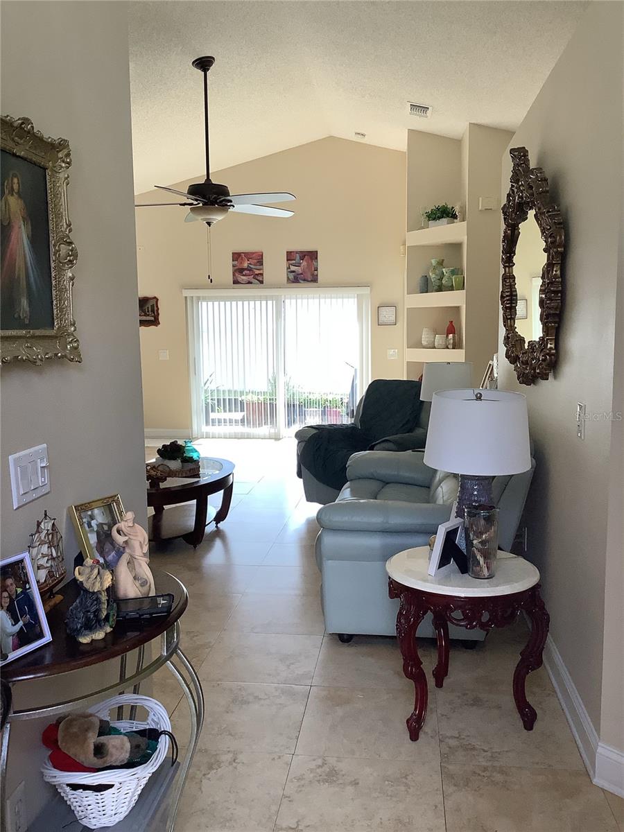 CYPRESS LAKES - Residential