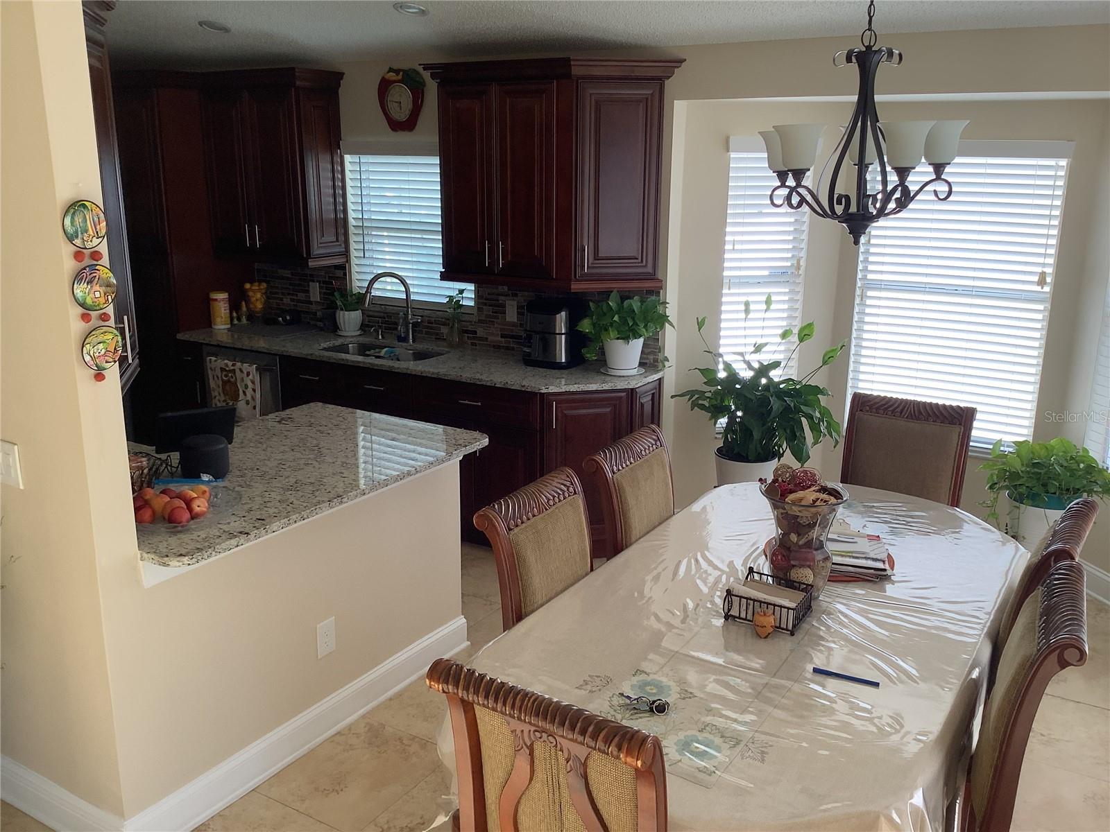 CYPRESS LAKES - Residential