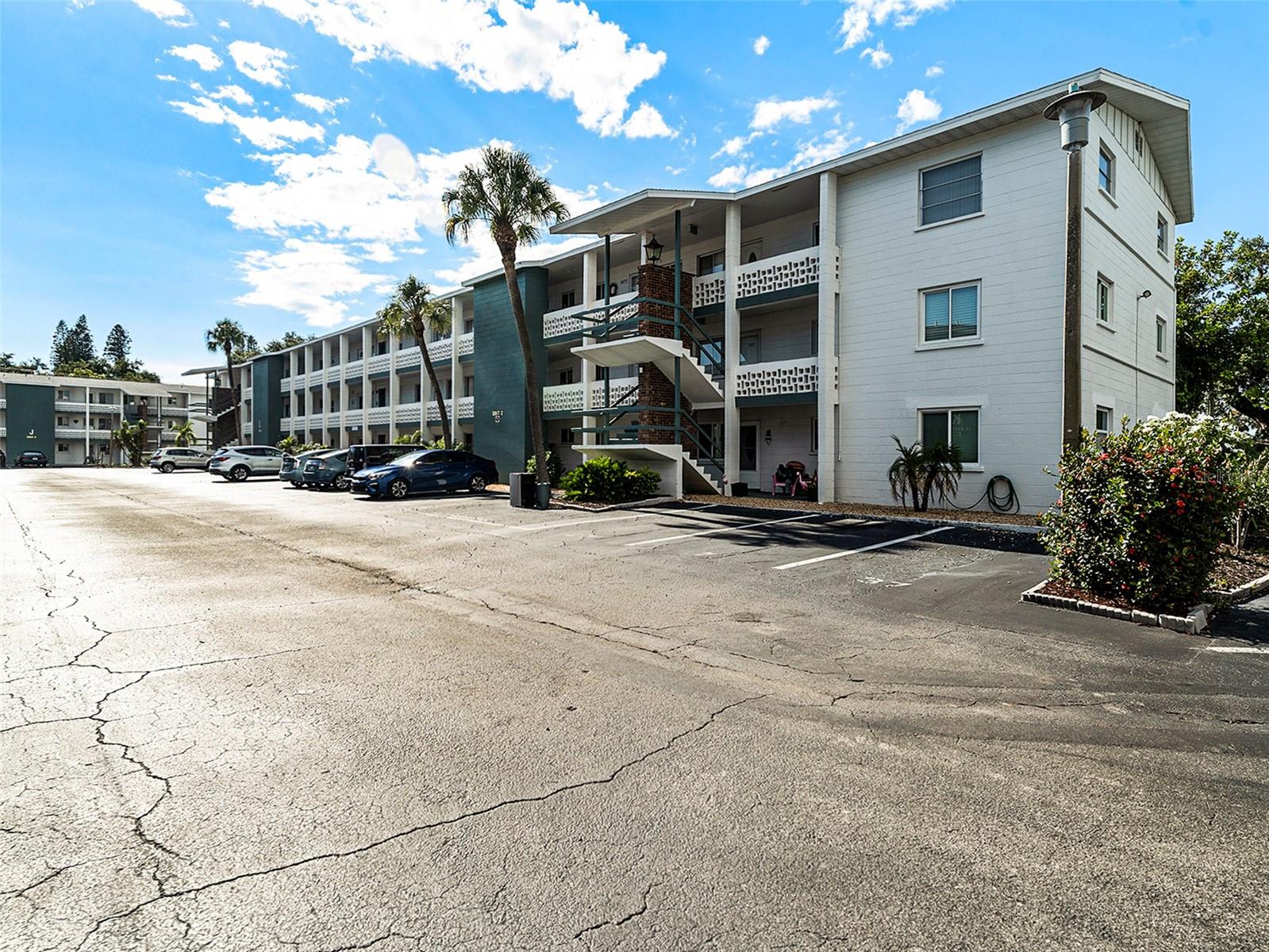 BAYSHORE II SEC 16 - Residential Lease