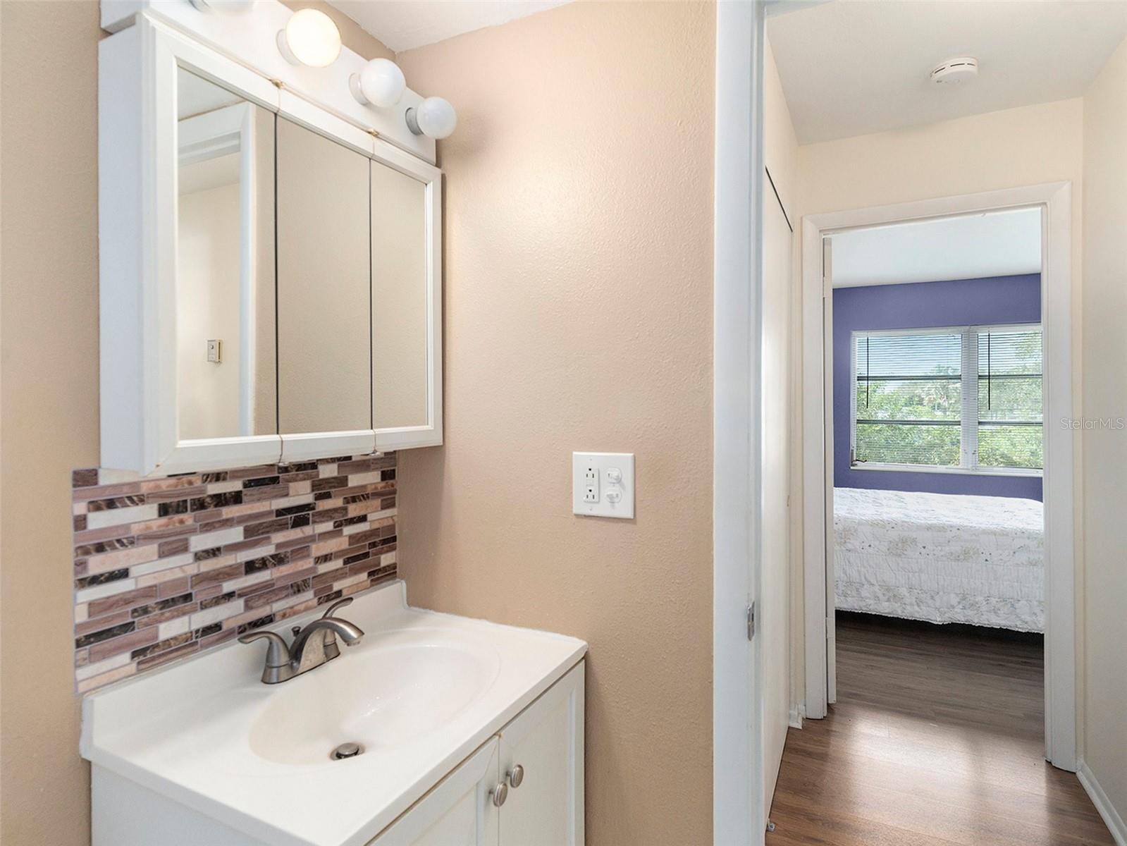 BAYSHORE II SEC 16 - Residential Lease