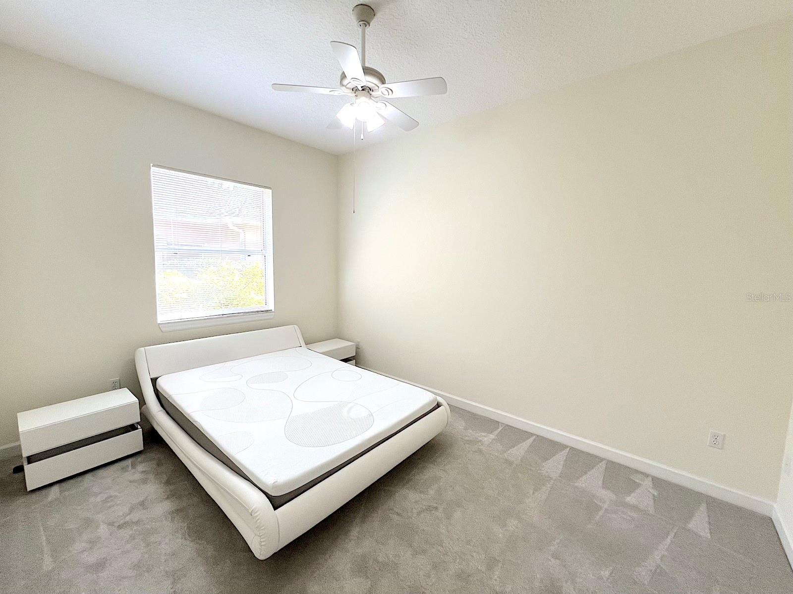 CYPRESS KNOLL - Residential Lease
