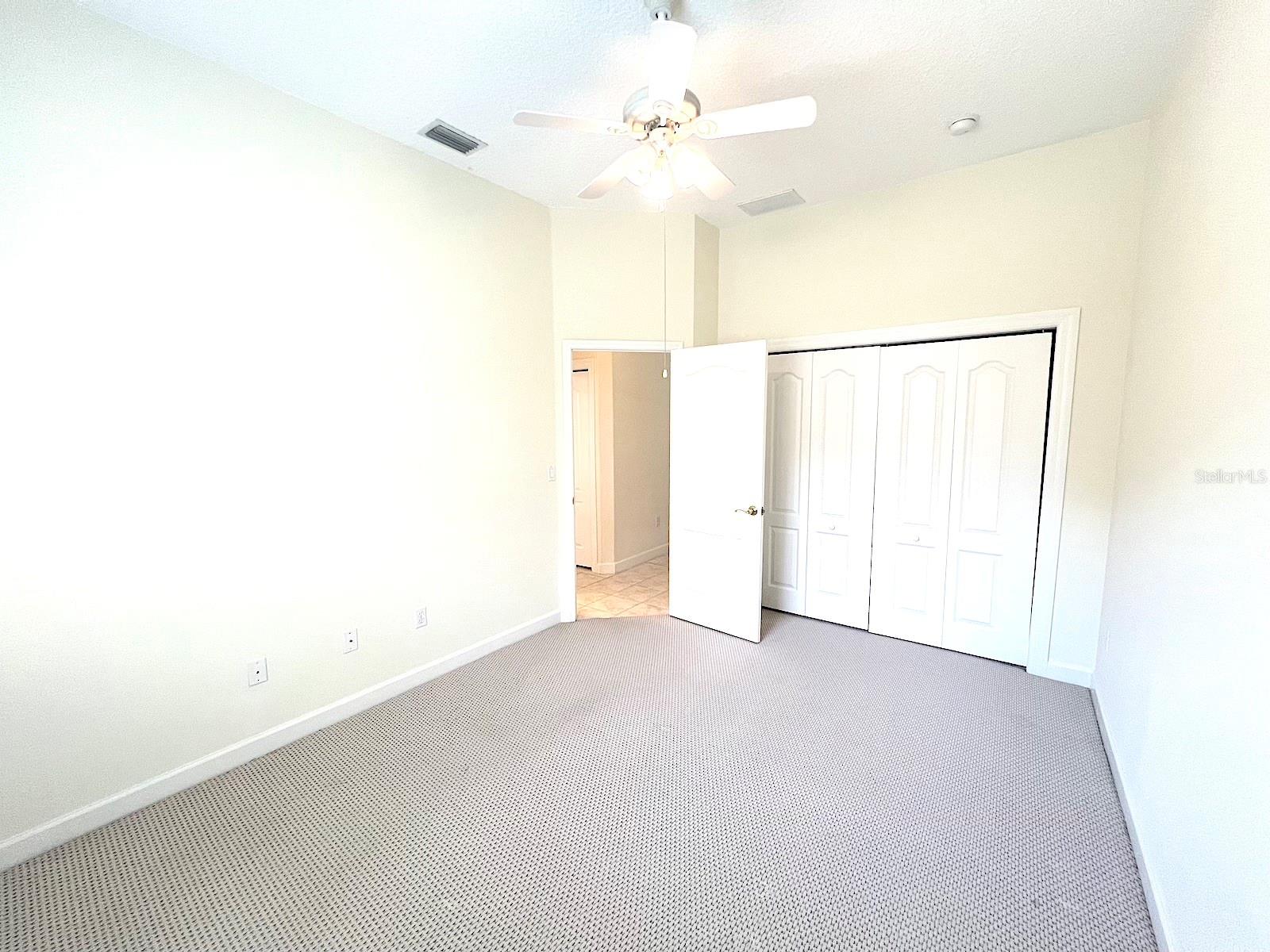 CYPRESS KNOLL - Residential Lease