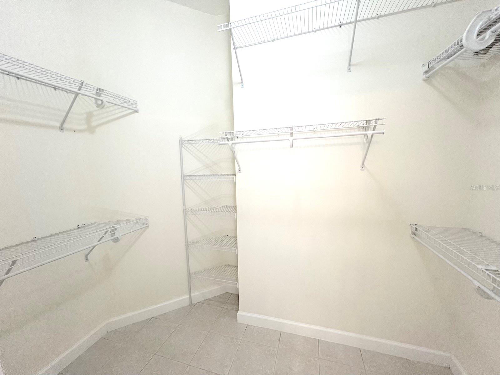 CYPRESS KNOLL - Residential Lease