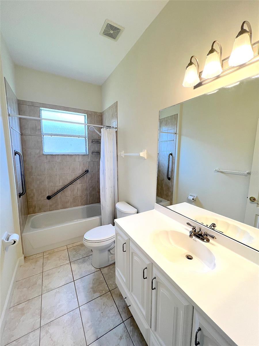 CYPRESS KNOLL - Residential Lease