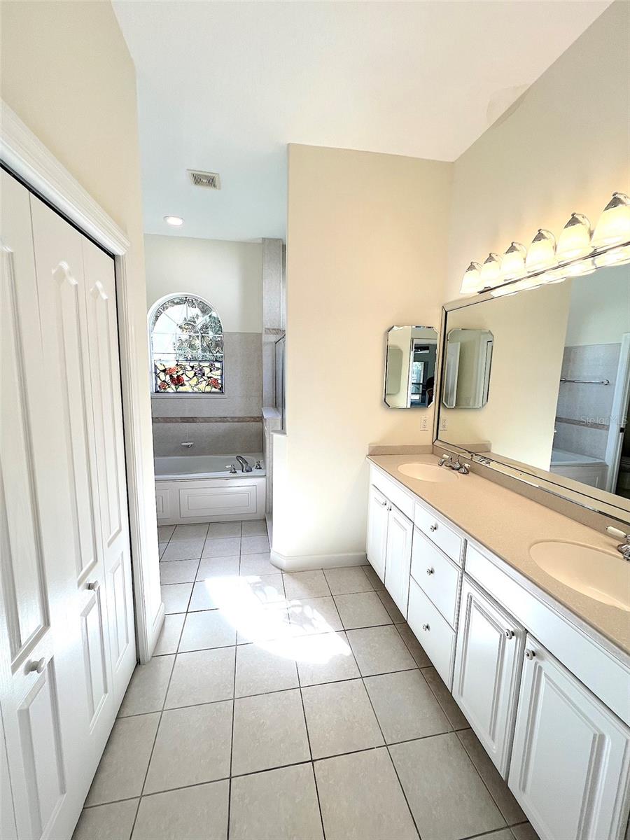 CYPRESS KNOLL - Residential Lease