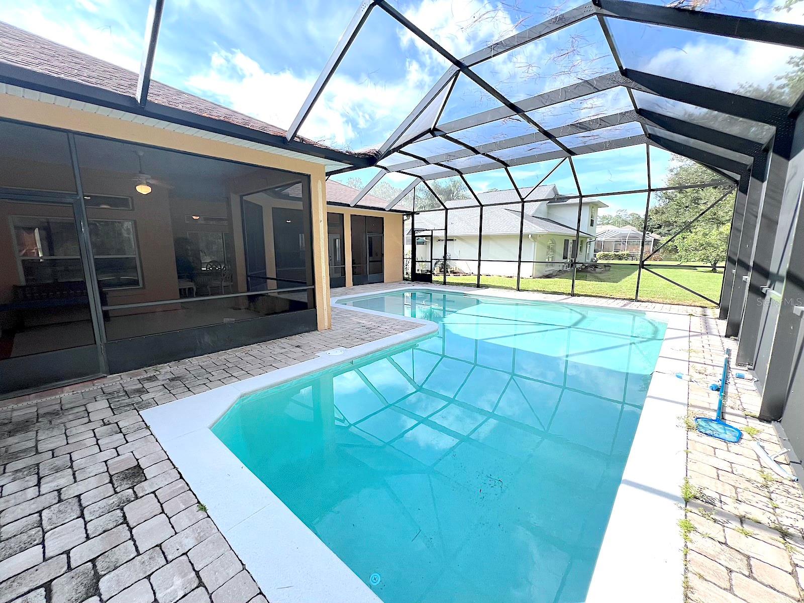 CYPRESS KNOLL - Residential Lease