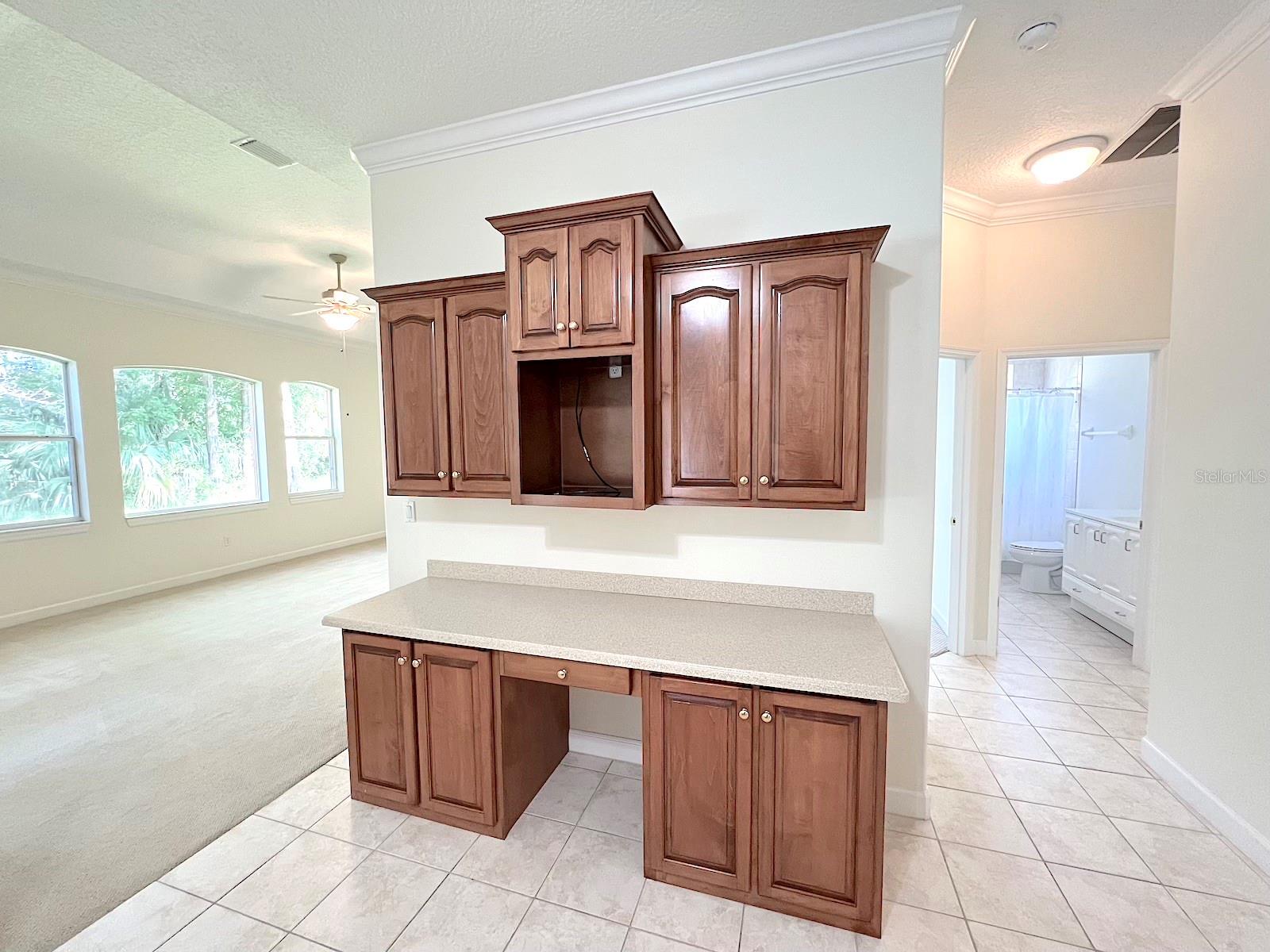 CYPRESS KNOLL - Residential Lease