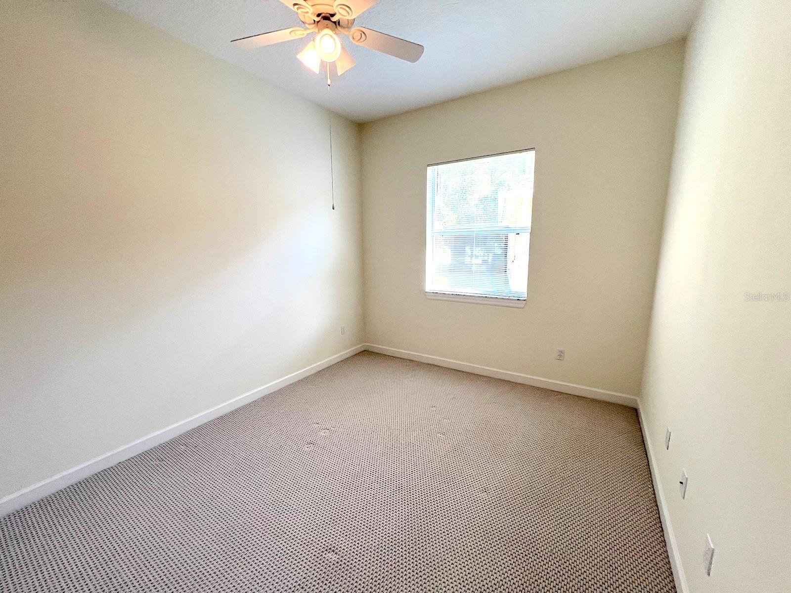 CYPRESS KNOLL - Residential Lease