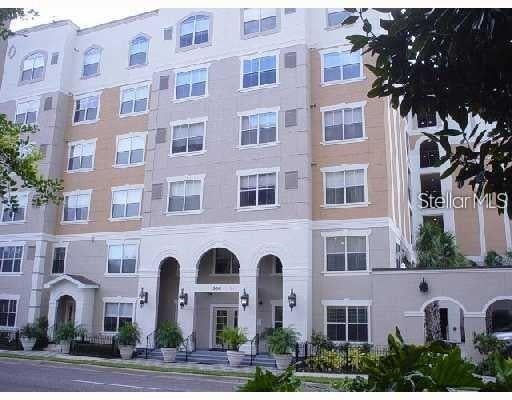 Photo of 202 E South Street #5049, Orlando, FL 32801 (MLS # O6443704)