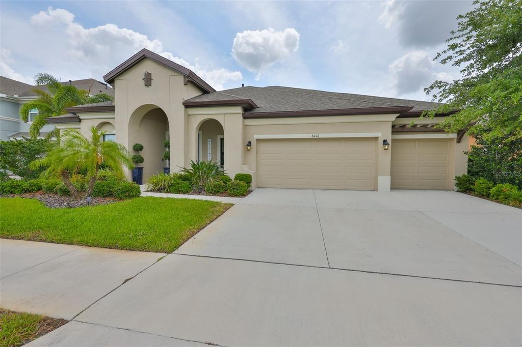 Photo of 6016 Shadowlake Drive, Apollo Beach, FL 33572 (MLS # TB8392118)