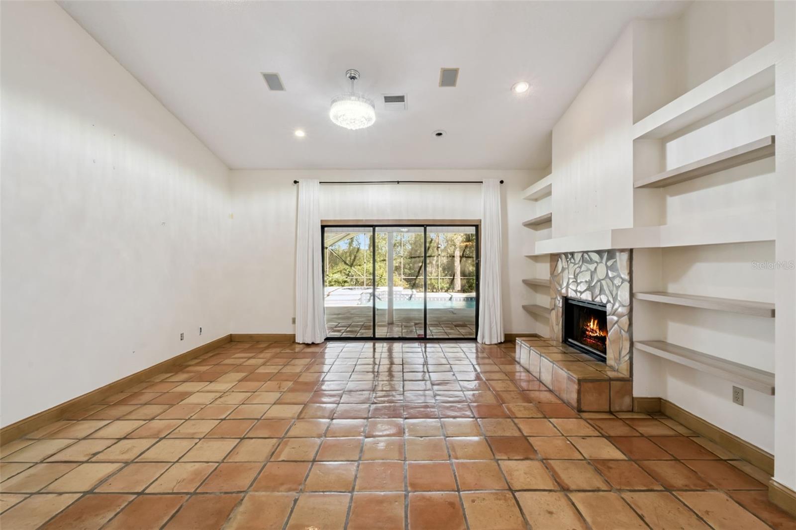 LONGLEAF PLANTATION UNIT 03 - Residential