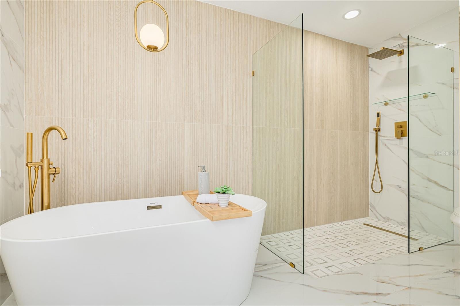 ORANGEWOOD HIGHLANDS 2ND ADD - Residential