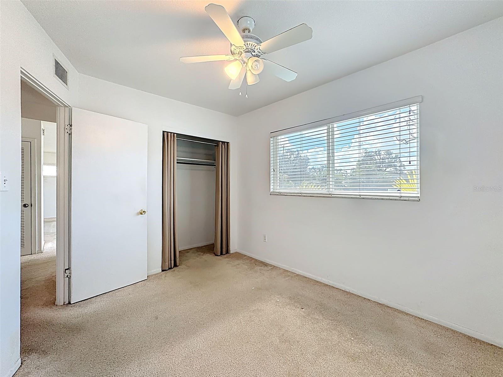 HOLIDAY HEIGHTS - Residential