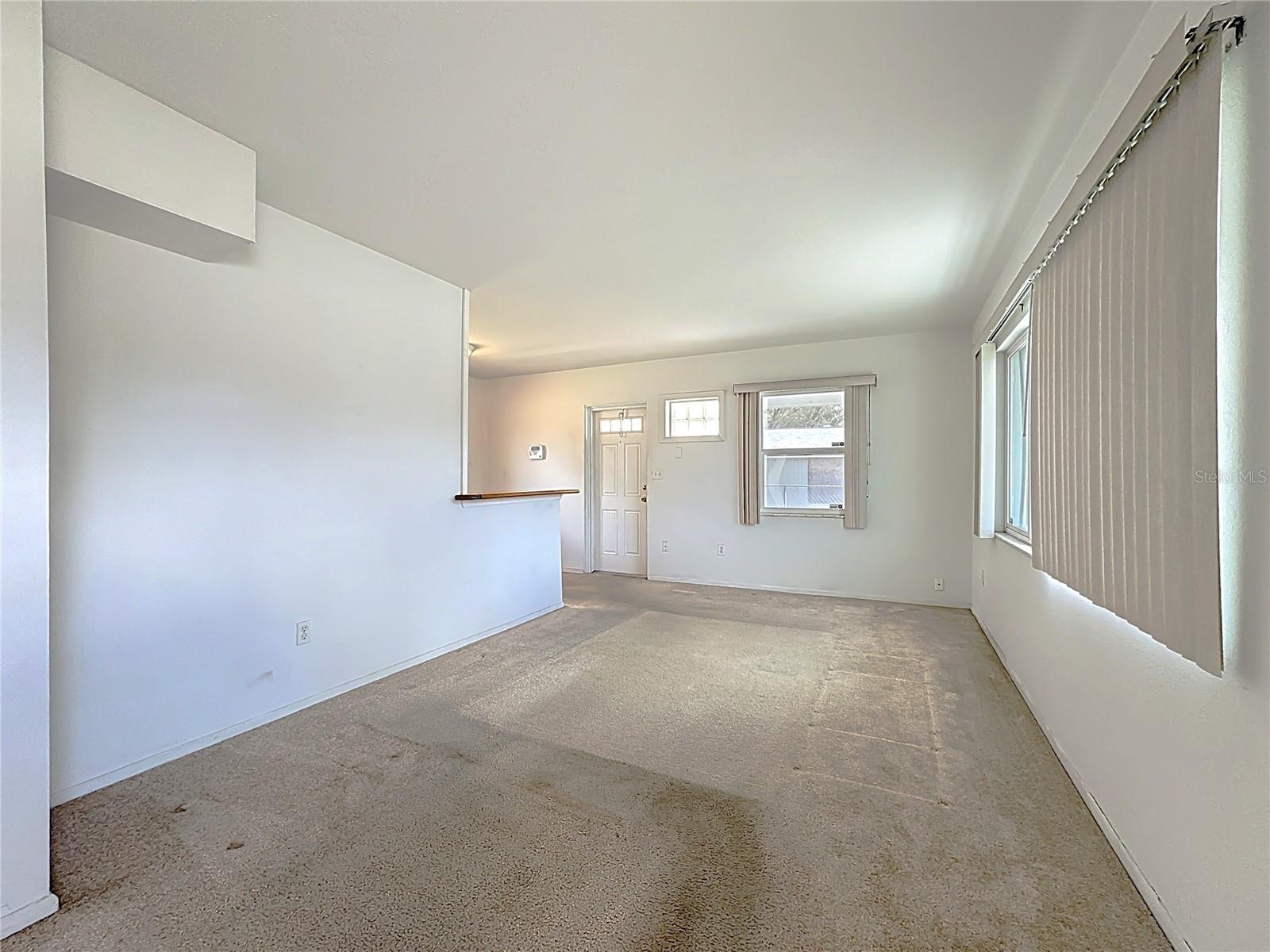 HOLIDAY HEIGHTS - Residential