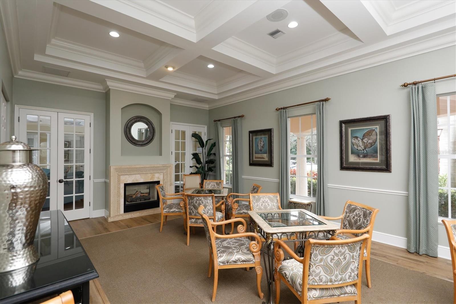 SAWGRASS - Residential