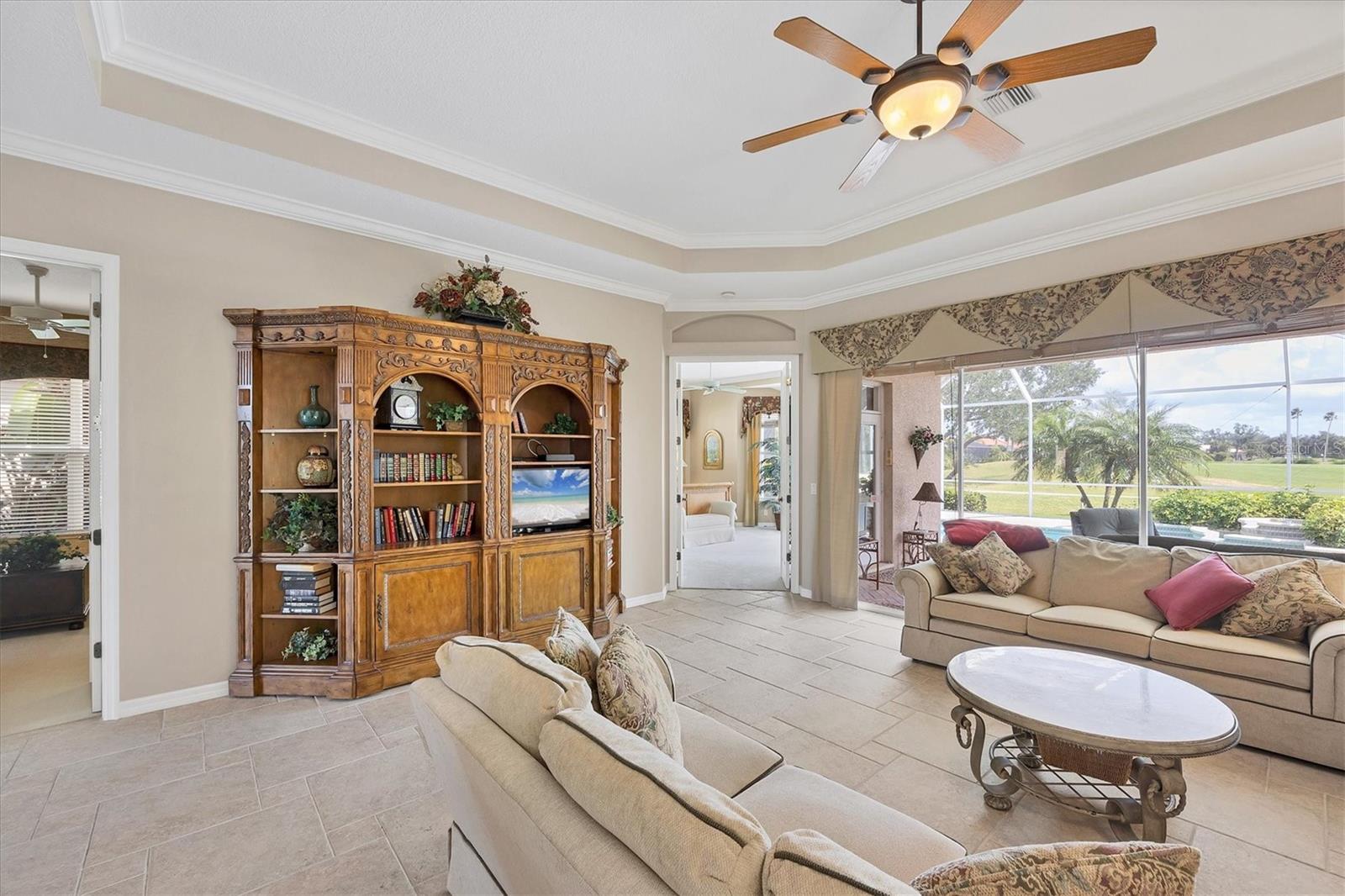 SAWGRASS - Residential
