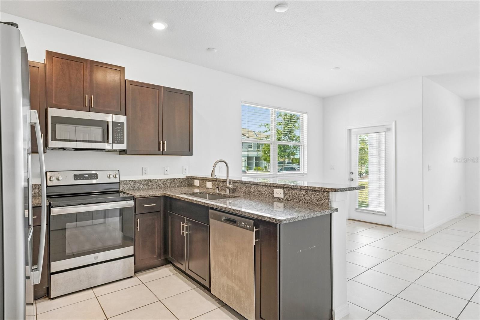 BELMONT TWNHMS PRCL F - Residential