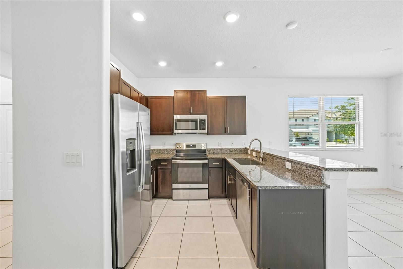 BELMONT TWNHMS PRCL F - Residential