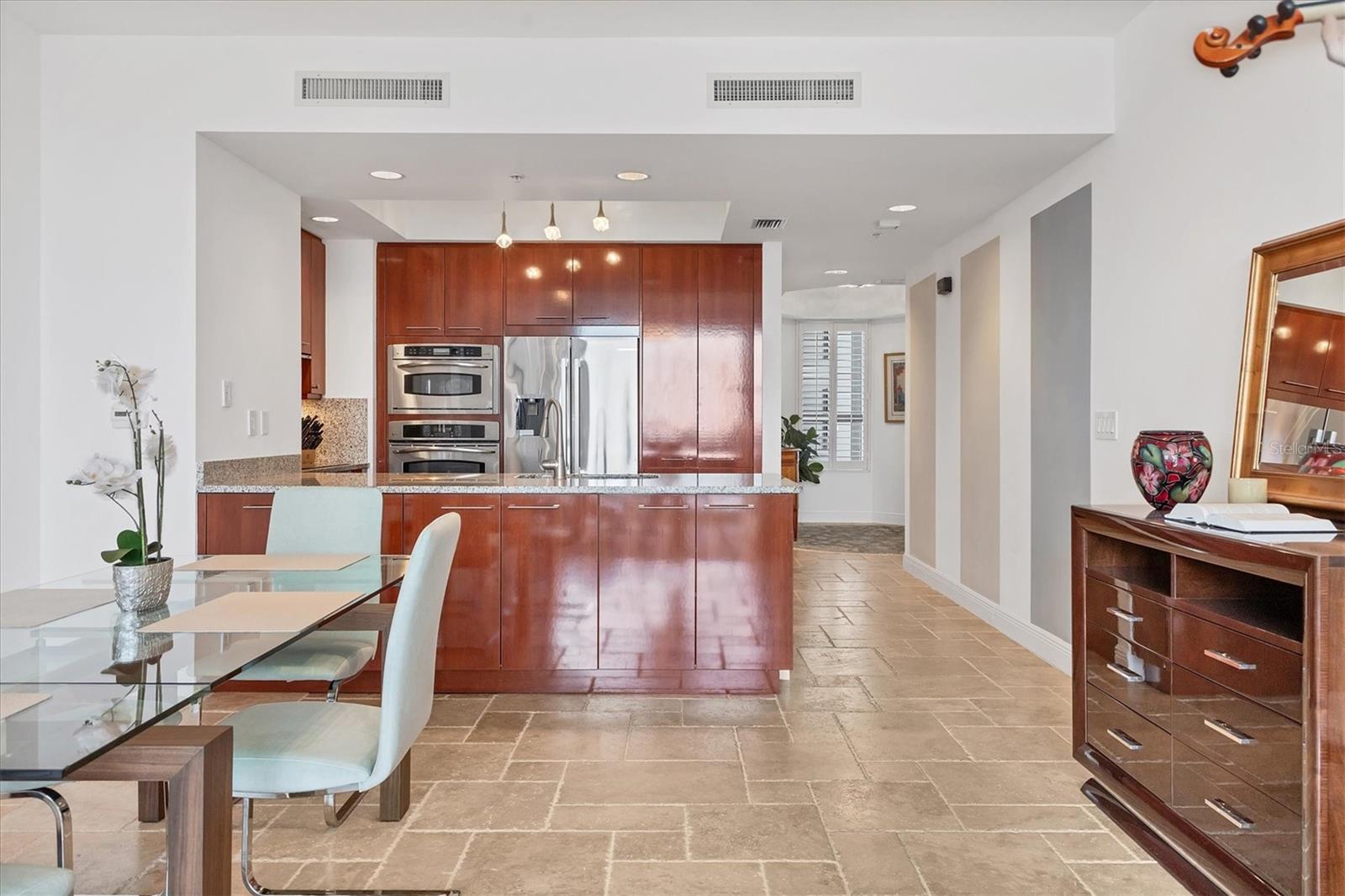 50 CENTRAL AVENUE 15A