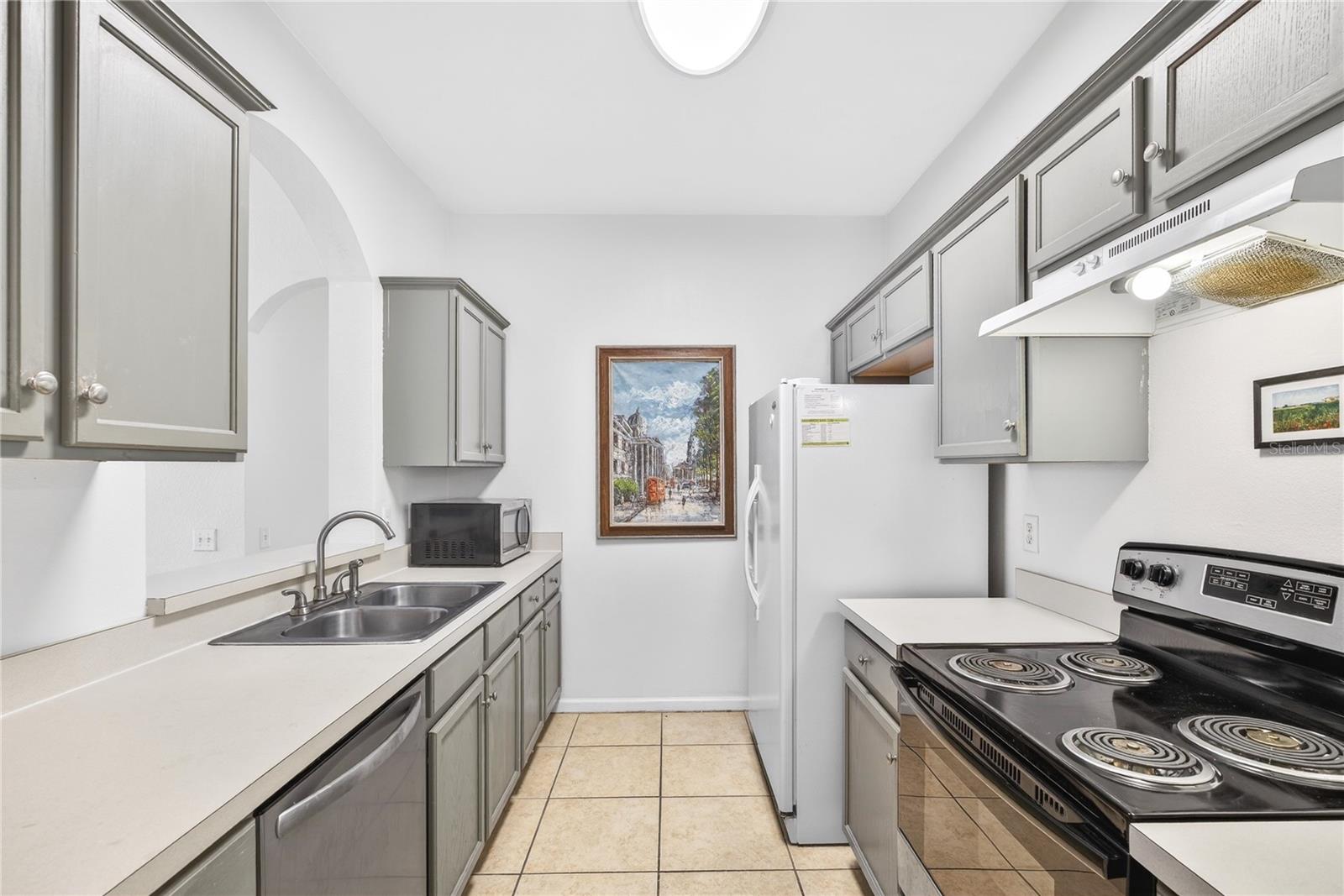 HORIZONS/STONERIDGE PLACE PH 03 - Residential