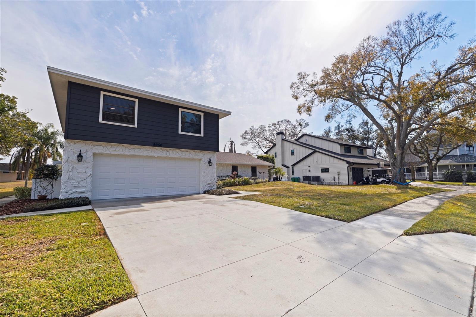 BAYWOOD PARK - Residential