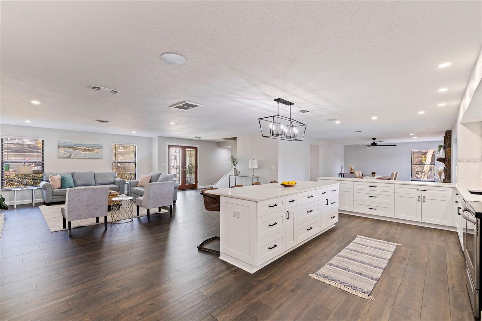 BAYWOOD PARK - Residential