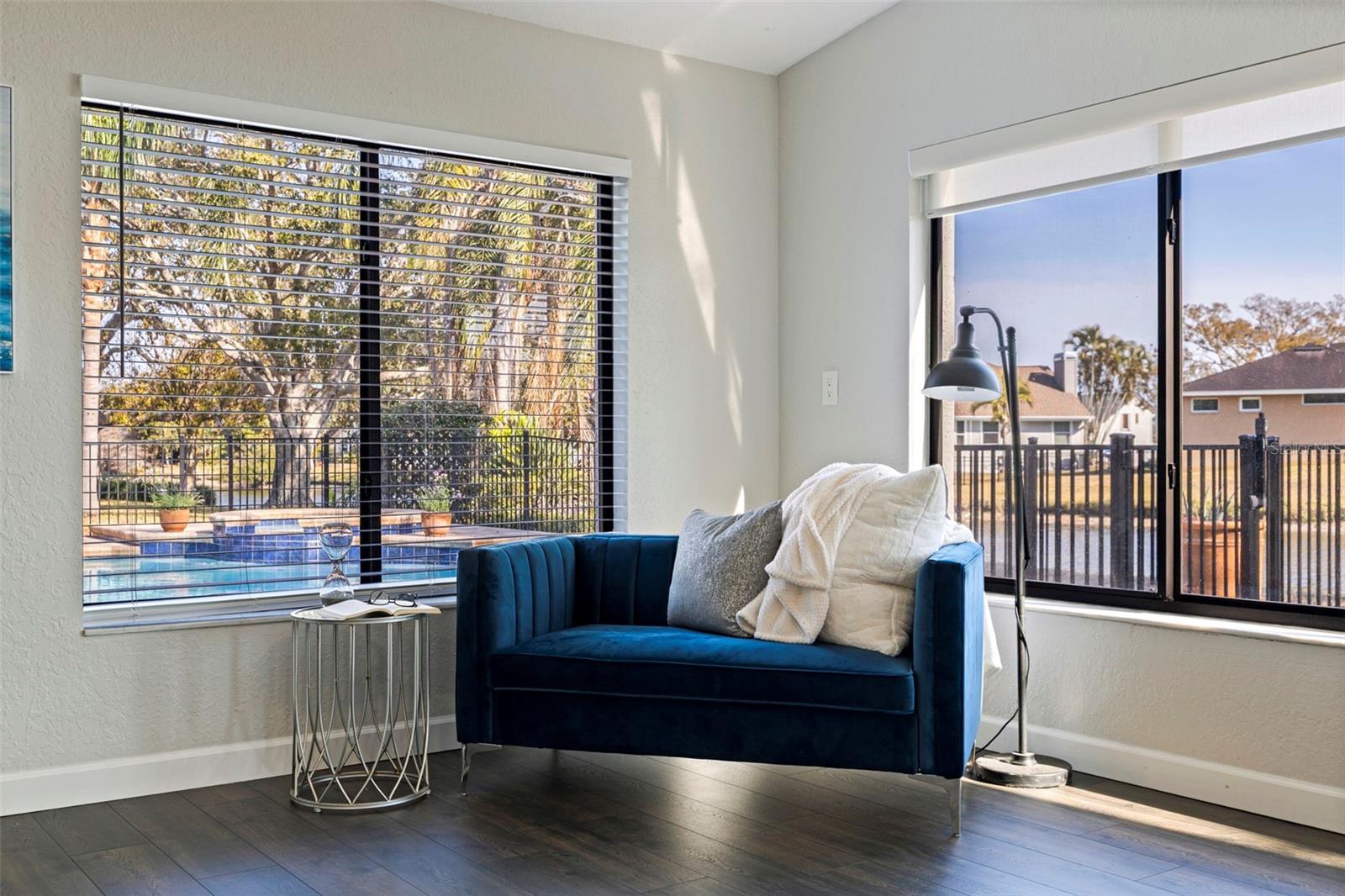 BAYWOOD PARK - Residential