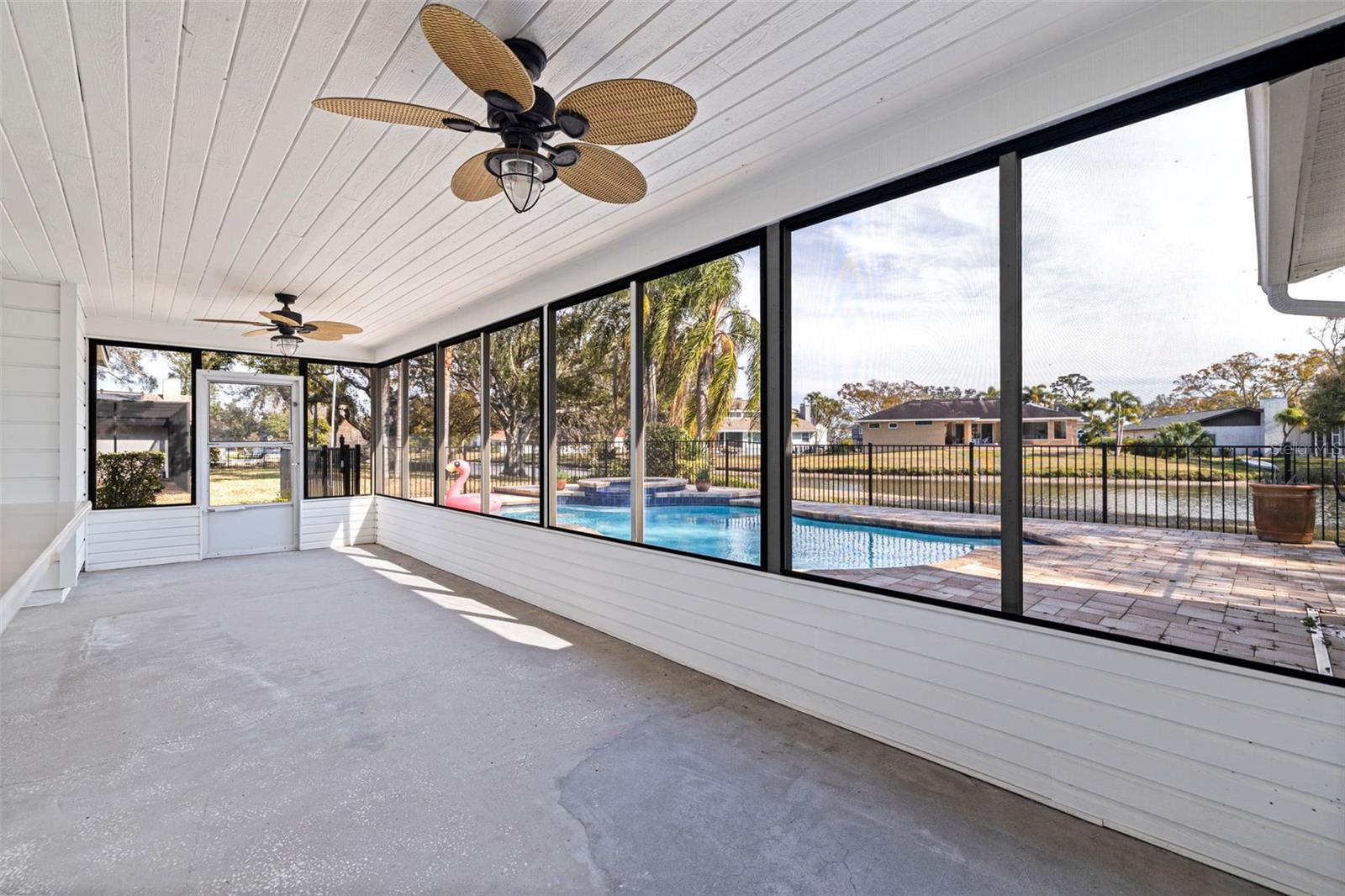 BAYWOOD PARK - Residential