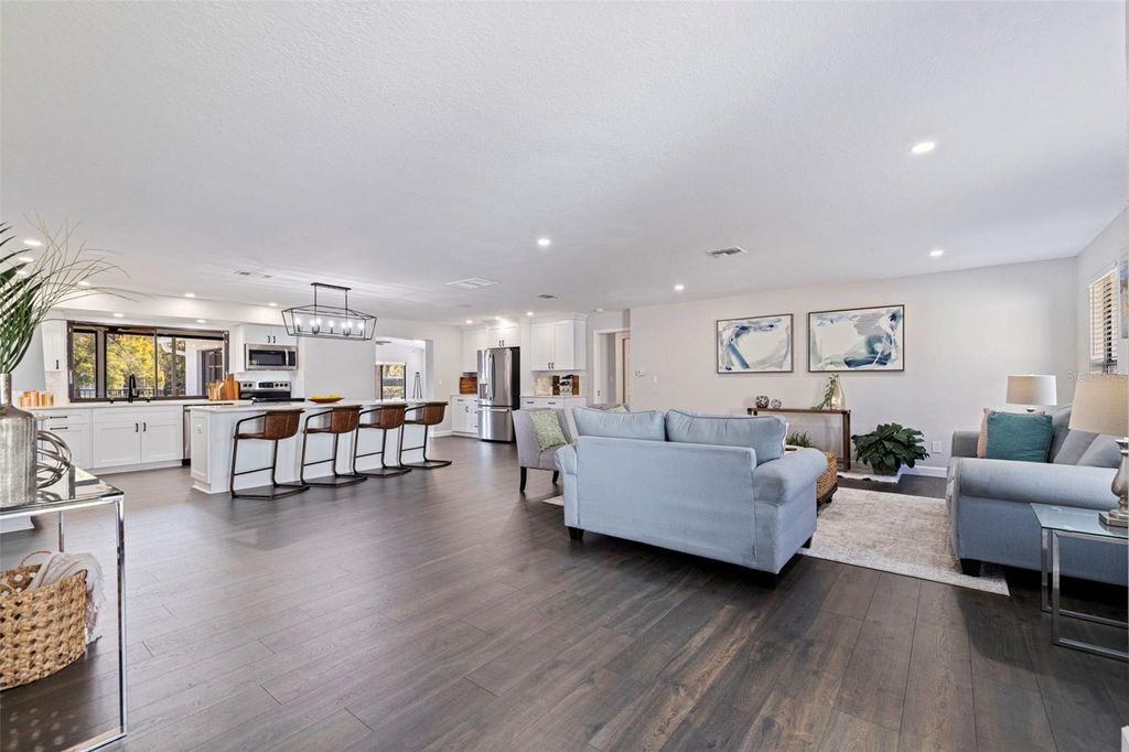 Photo of 8950 Baywood Park Drive, Seminole, FL 33777 (MLS # TB8475172)