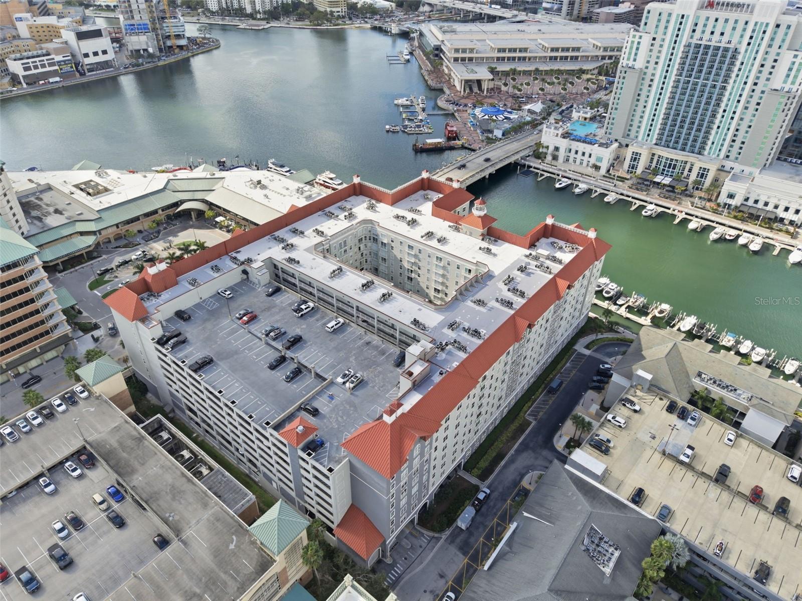 PARKCREST HARBOUR ISLAND CONDO - Residential