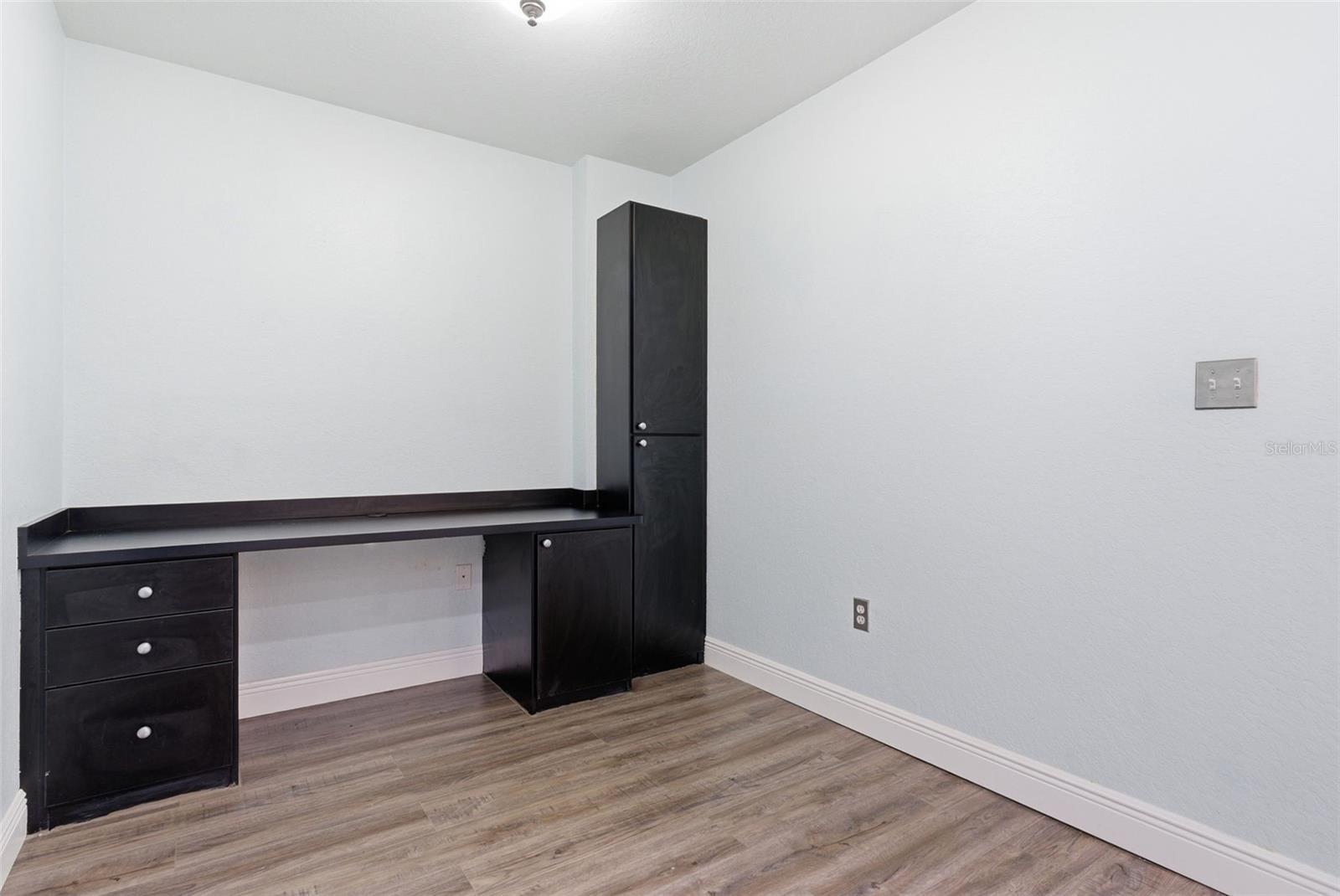 PARKCREST HARBOUR ISLAND CONDO - Residential