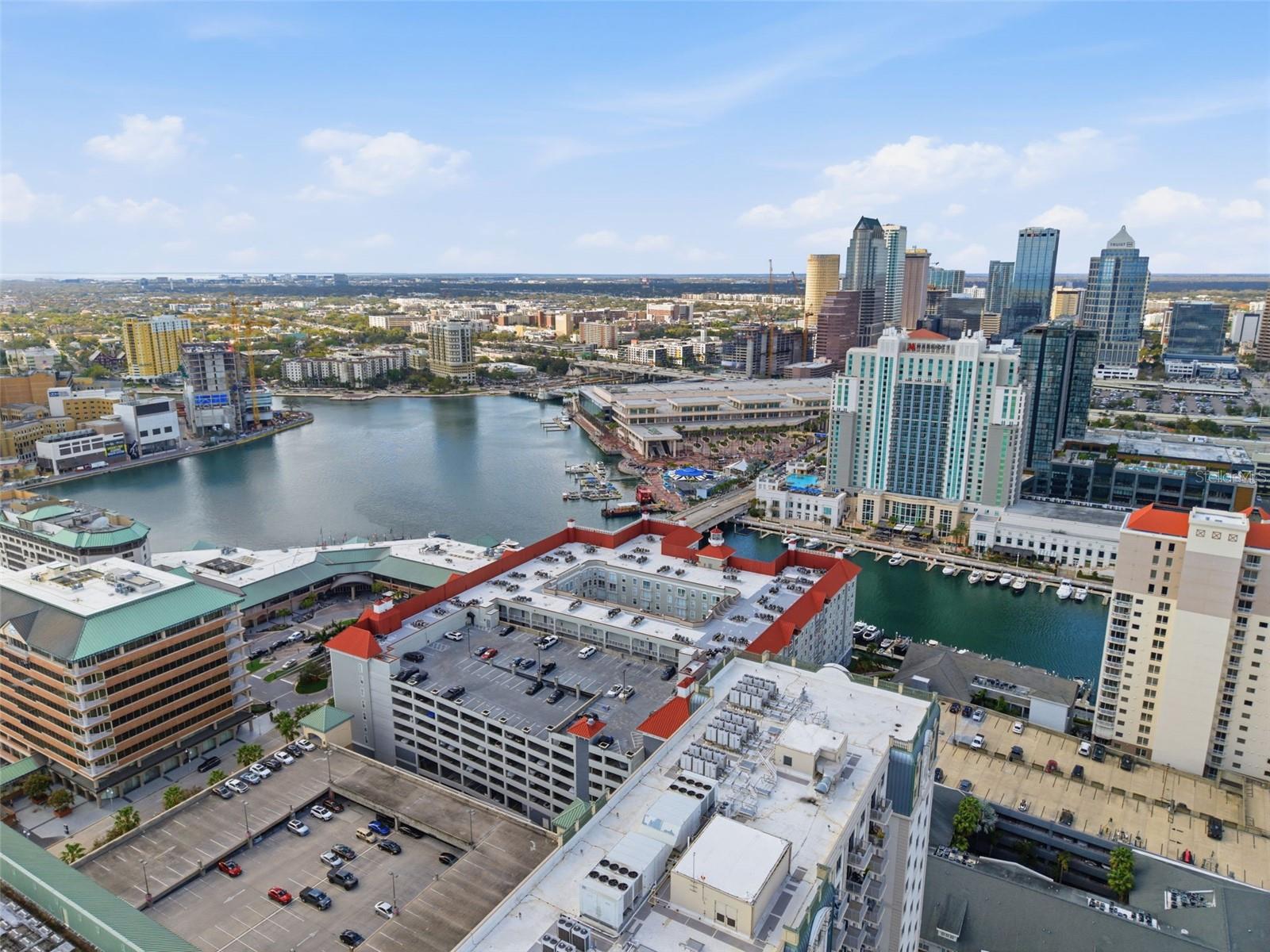 PARKCREST HARBOUR ISLAND CONDO - Residential