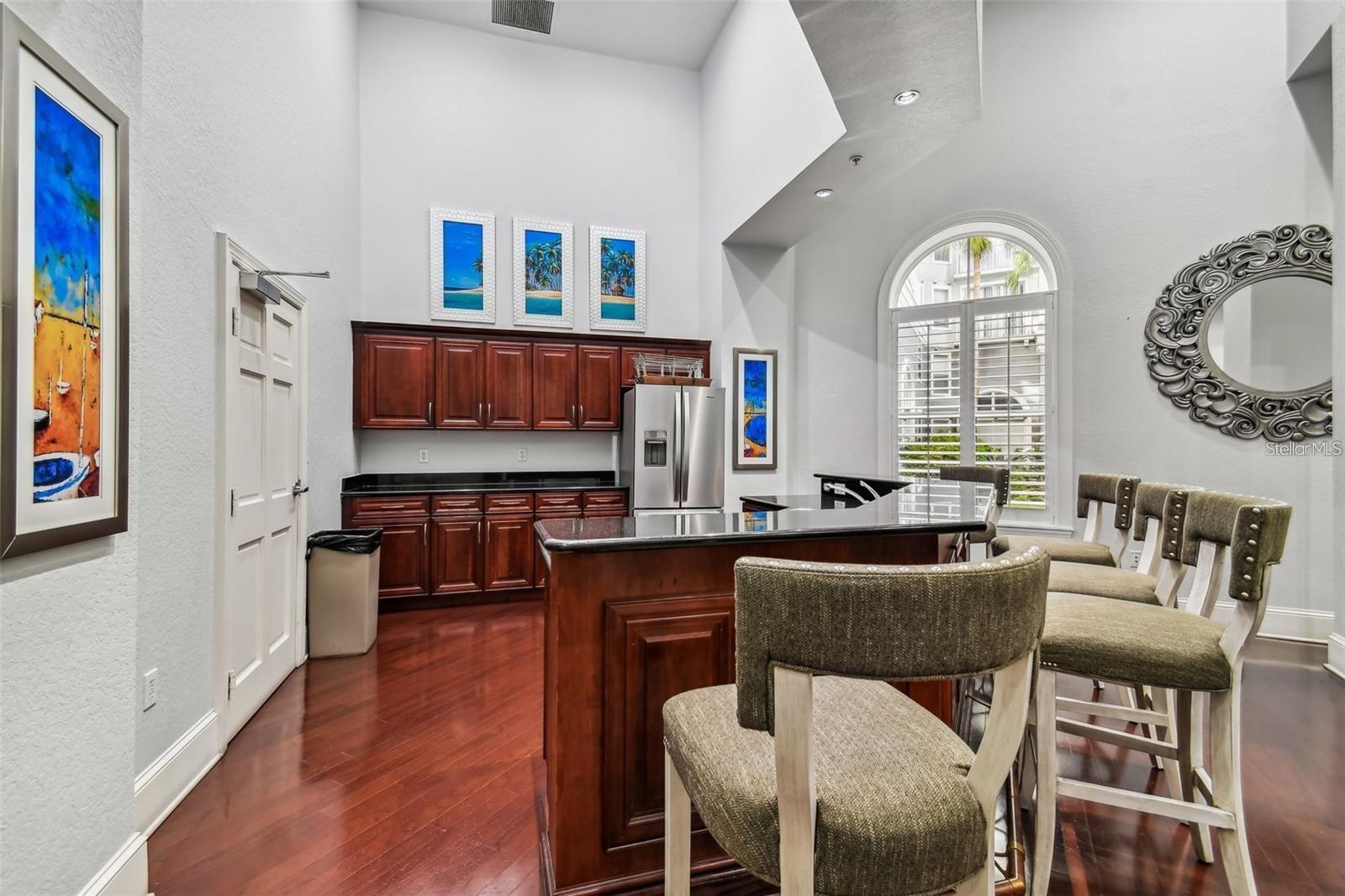 PARKCREST HARBOUR ISLAND CONDO - Residential