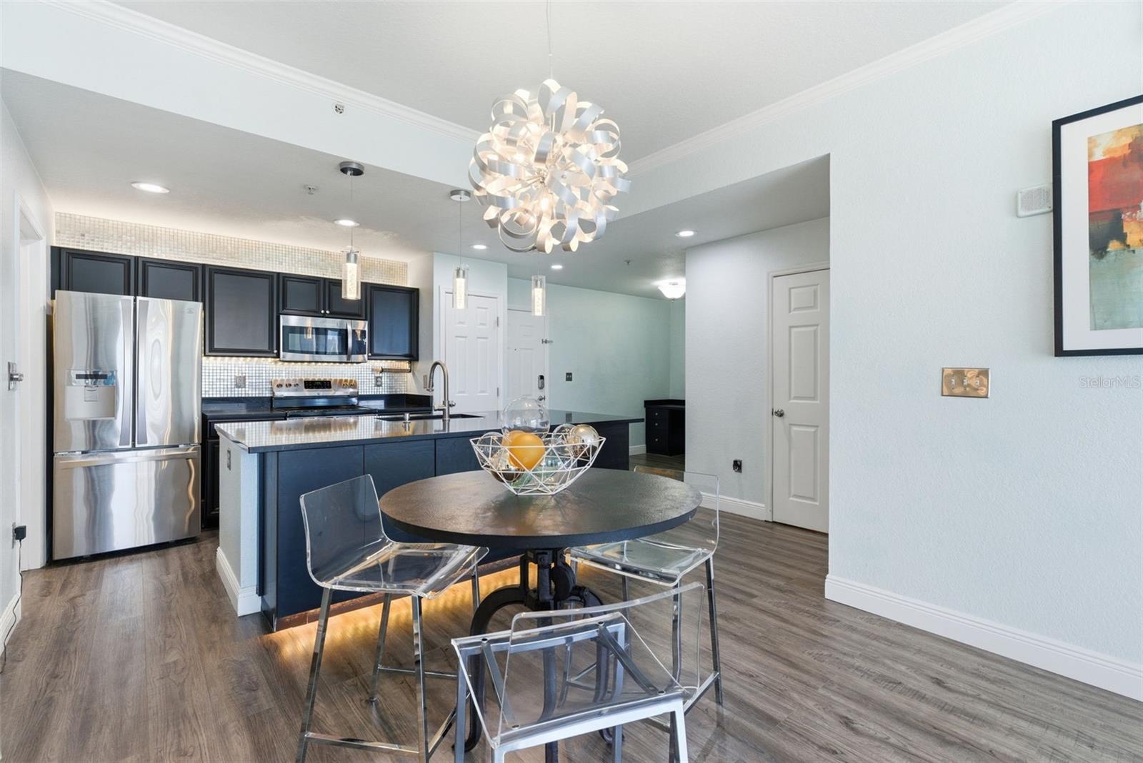 PARKCREST HARBOUR ISLAND CONDO - Residential