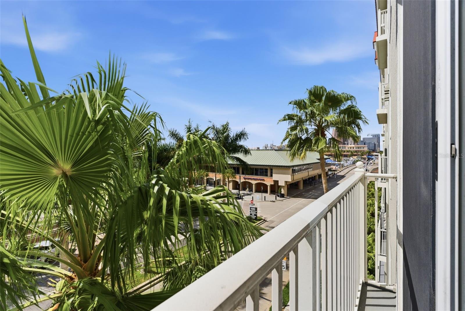 PARKCREST HARBOUR ISLAND CONDO - Residential