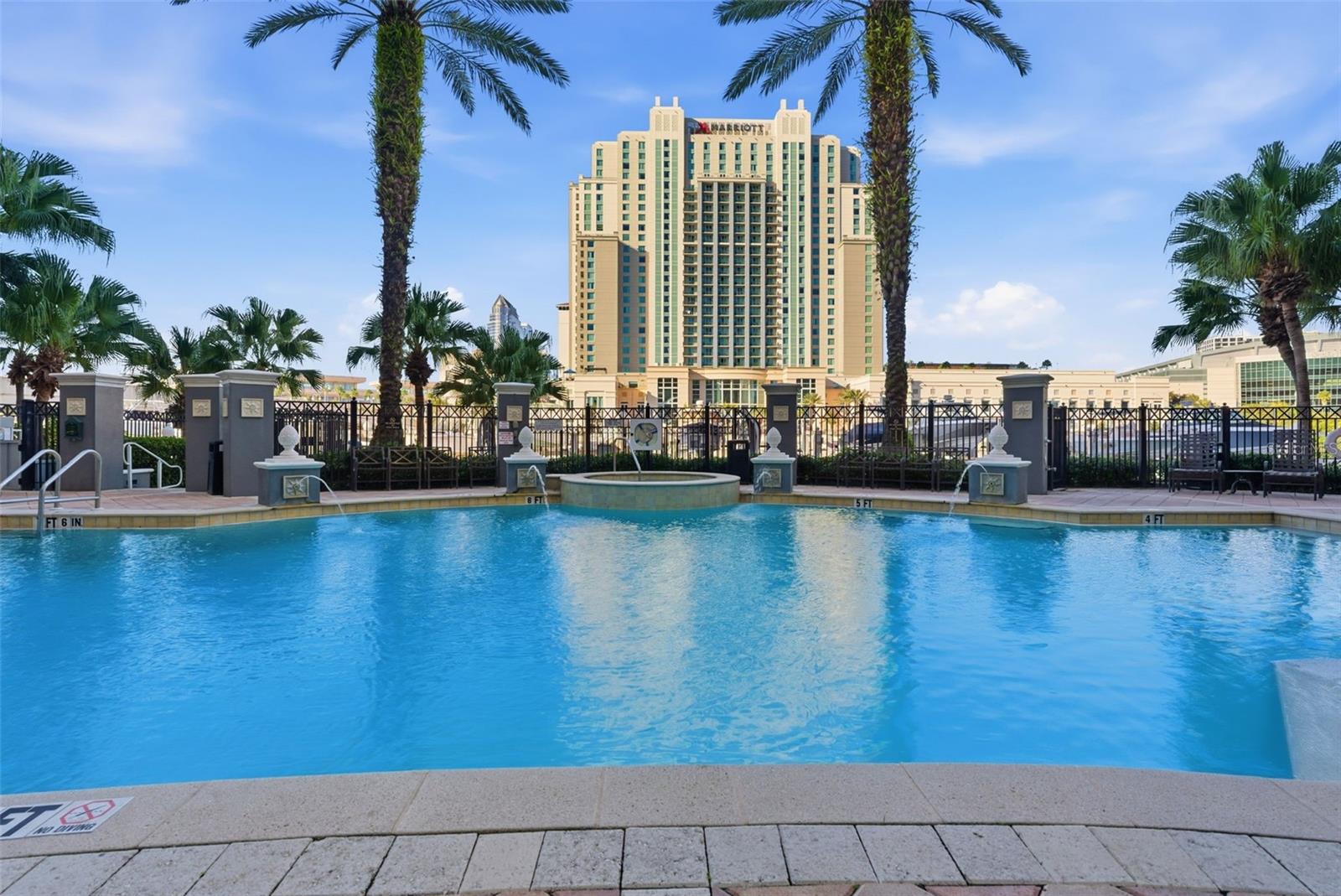 PARKCREST HARBOUR ISLAND CONDO - Residential