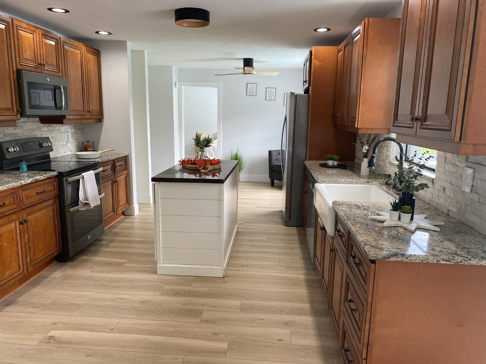 PRICE DROP ALERT:
This isn't a maybe; it's a "now or never." The price on the most aggressively-priced, fully-renovated home in Braden Woods has just been slashed to an UNBELIEVABLE $574,900. This is your final chance to own this Florida paradise. The market has spoken, and we are listening. This is a fire sale, and the clock is ticking.
This house is not a project; it's a profit. A brand-new 2025 roof, new flooring, fresh paint, and top-to-bottom upgrades mean you can move in without lifting a finger. The private patio and sparkling saltwater pool are waiting for you to jump in—this isn't just a pool, it's a low-maintenance lifestyle upgrade.
This is the deal you've been searching for.