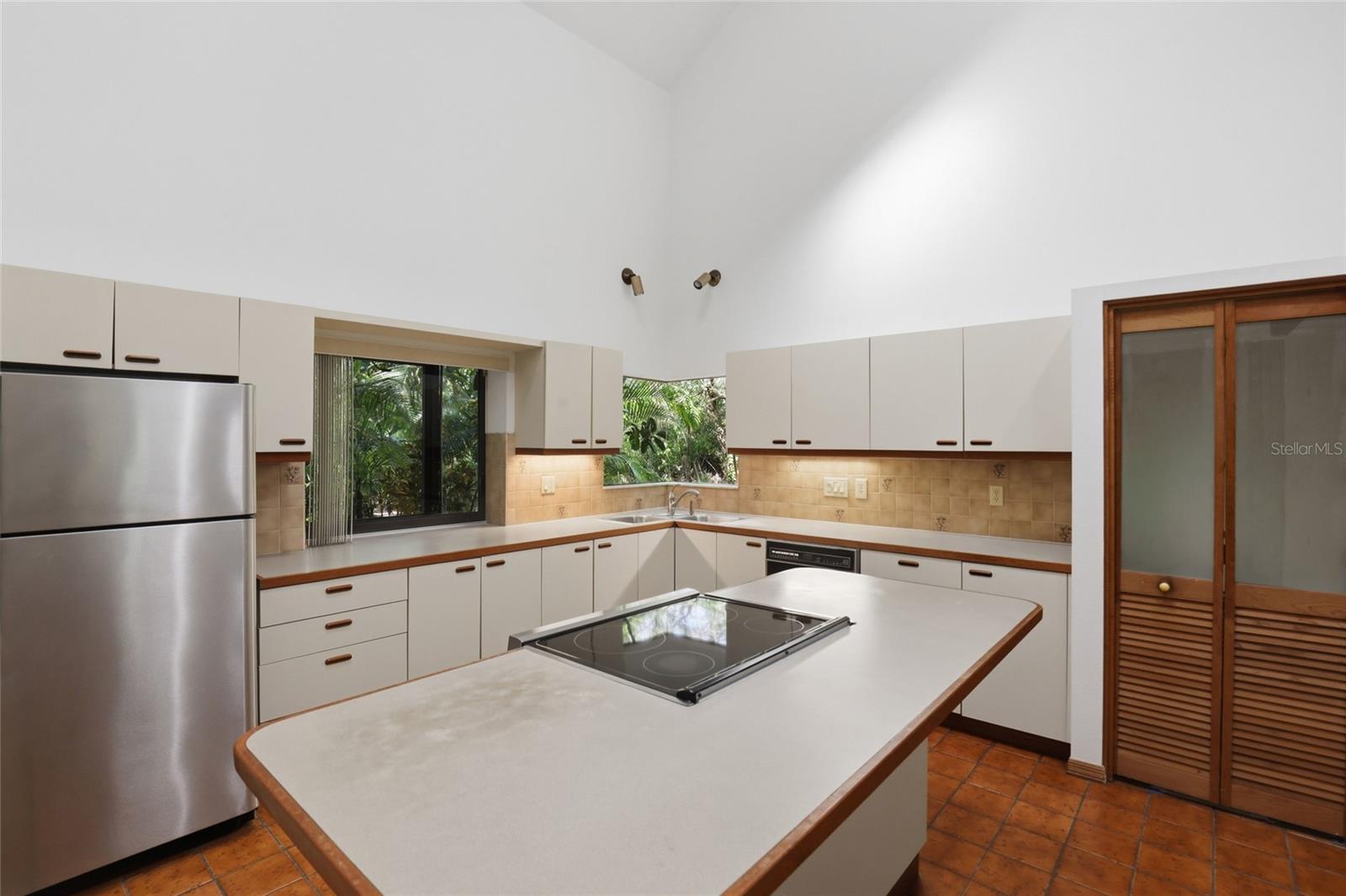 LAKEWOOD TR C - Residential