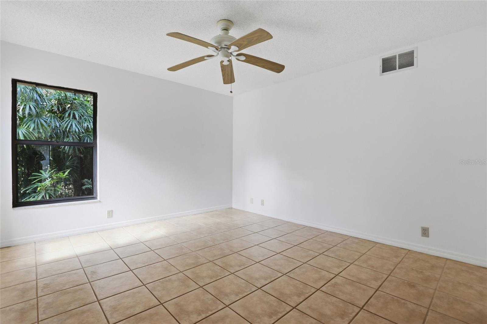 LAKEWOOD TR C - Residential