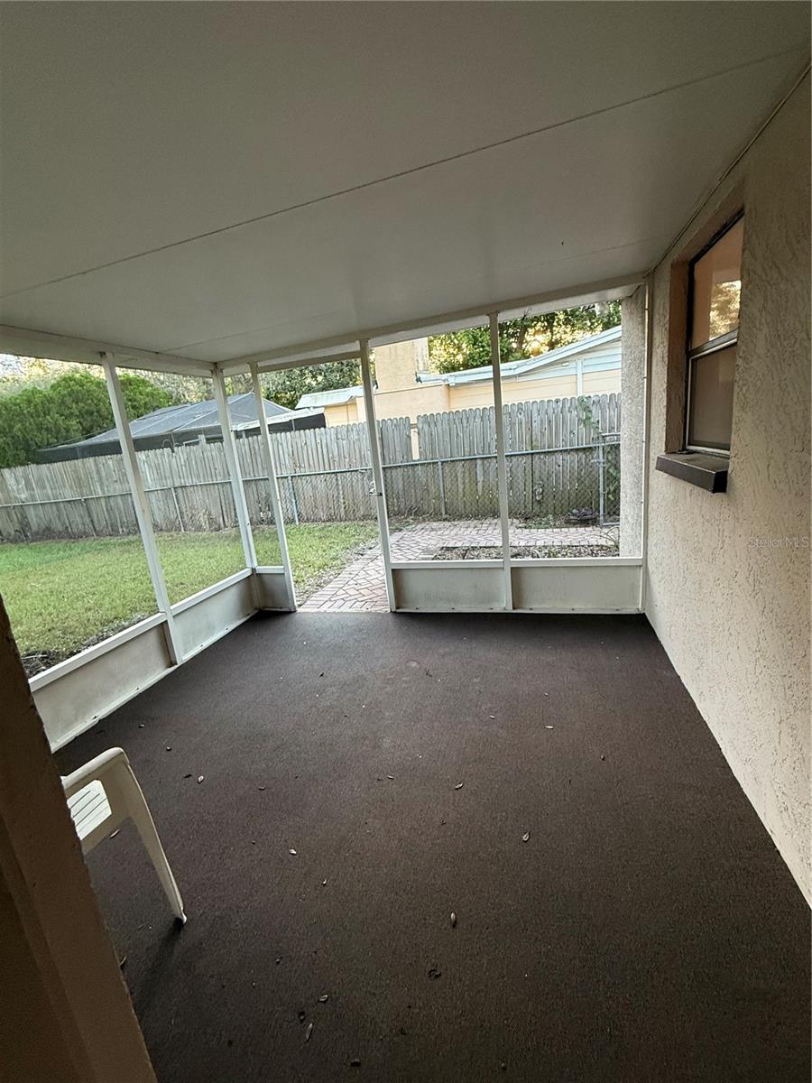 LAKEWOOD ACRES - Residential Lease