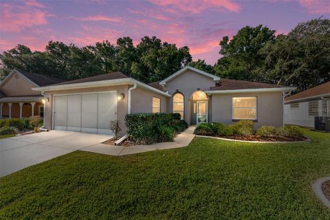 Photo of 10987 SW 69th Circle, Ocala, FL 34476 (MLS # OM723363)